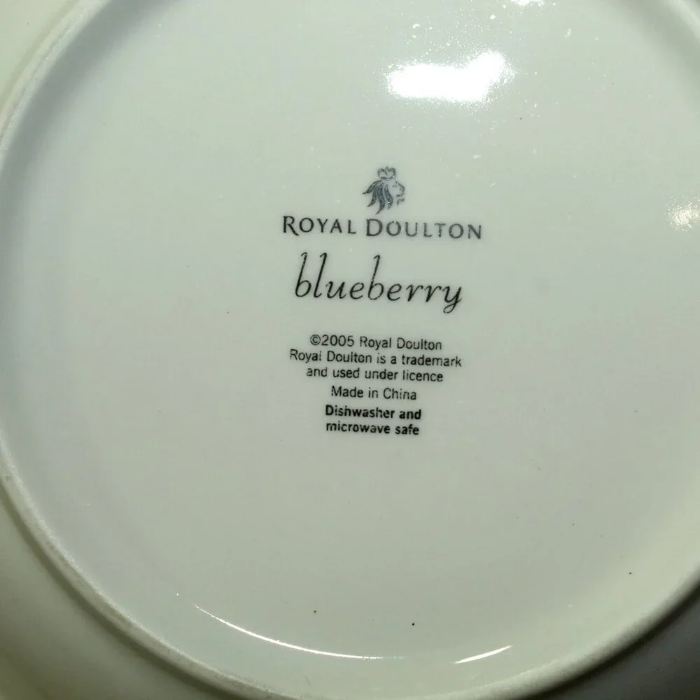 Set of 4 Royal Doulton blueberry Rimmed Soup Bowls